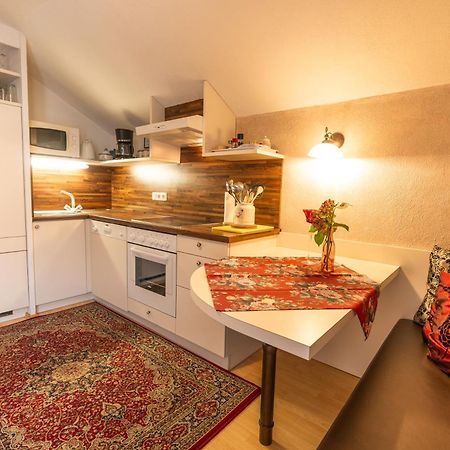 Villa Daringer Mayrhofen Rum bild