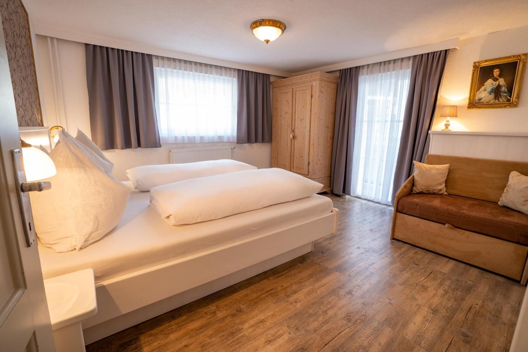 Villa Daringer Mayrhofen Rum bild