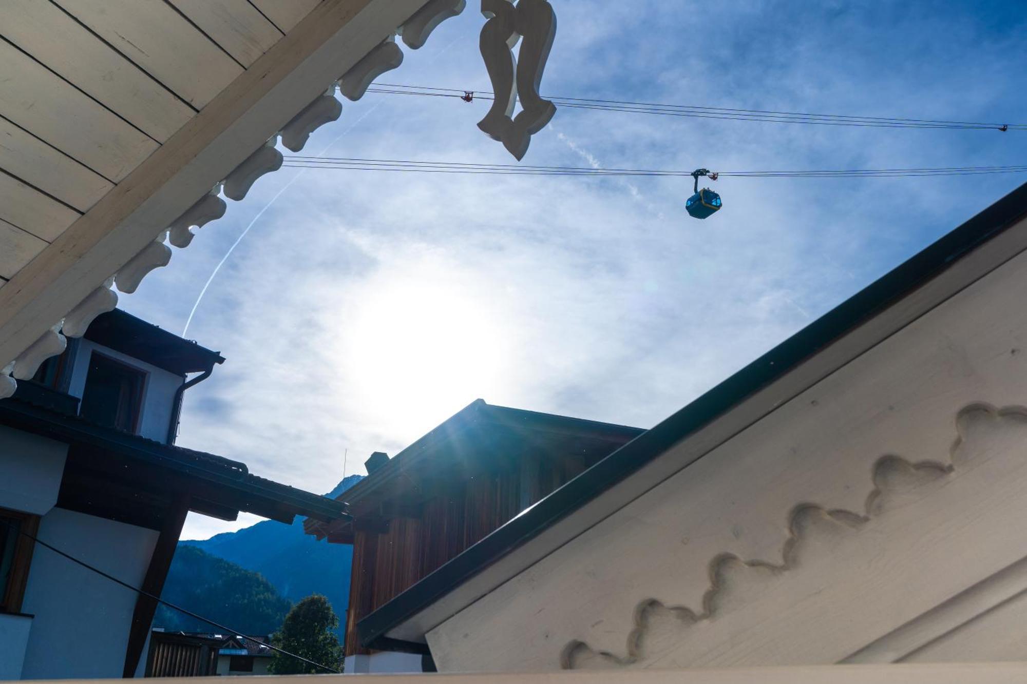Villa Daringer Mayrhofen Rum bild