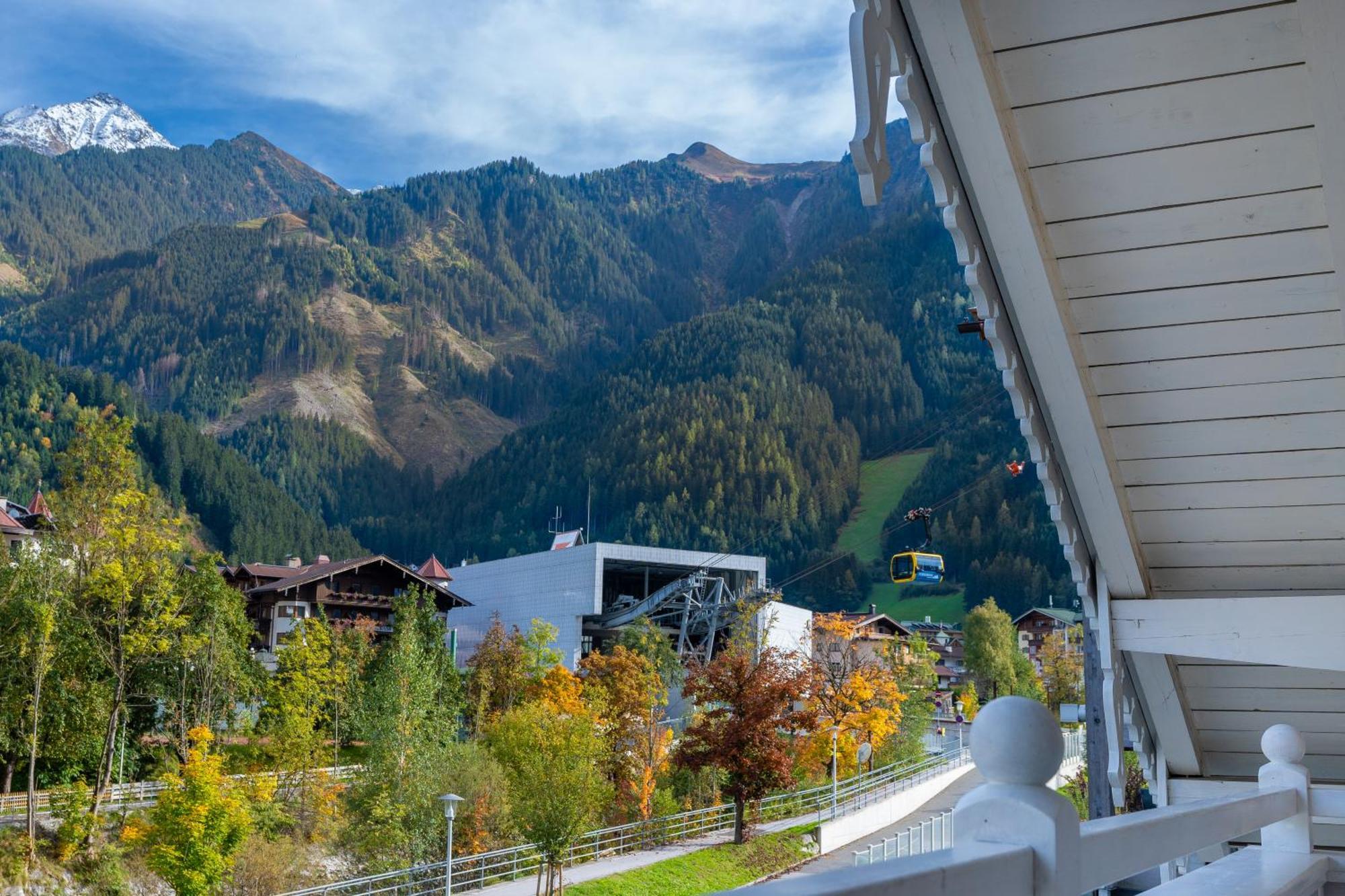 Villa Daringer Mayrhofen Rum bild